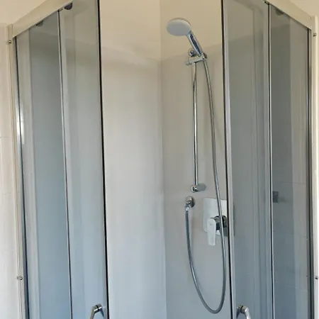 B&B Attico Nel Cuore Di 모데나